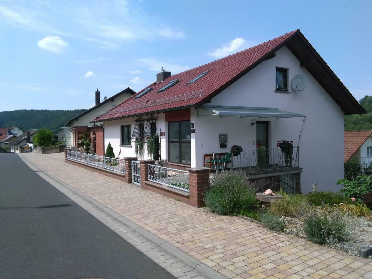 Gaestehaus Natterer - Fewo 1 Momlingen Екстер'єр фото
